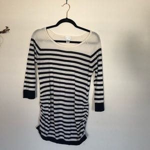 Maternity sweater